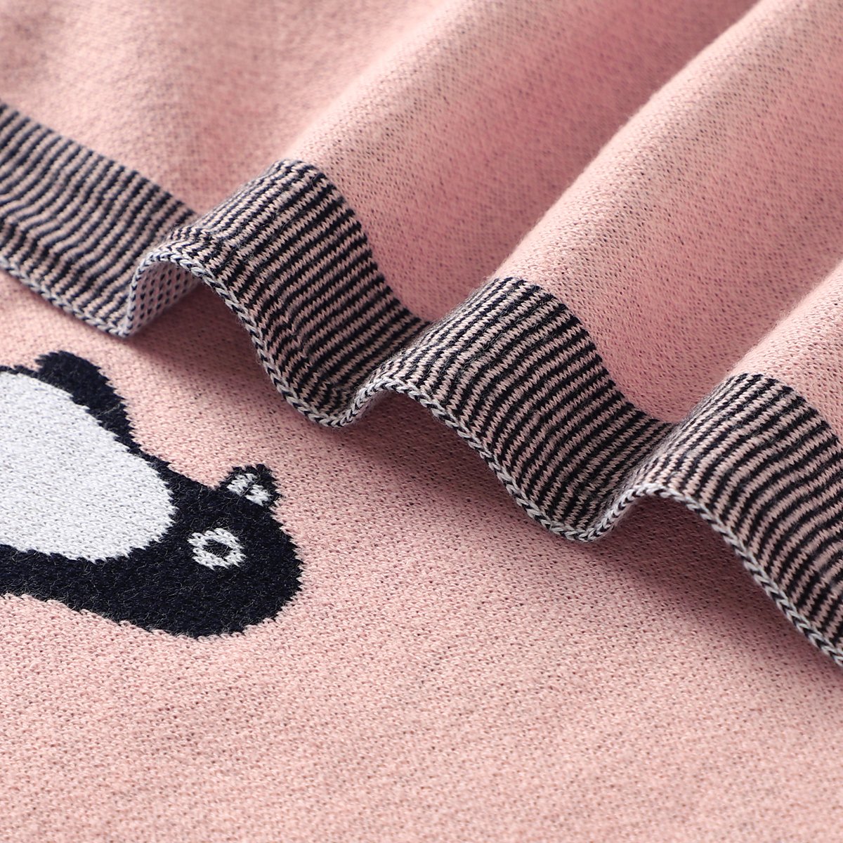 Penguin Jacquard Blanket For Babies And Toddlers Wholesale Baby Clothes