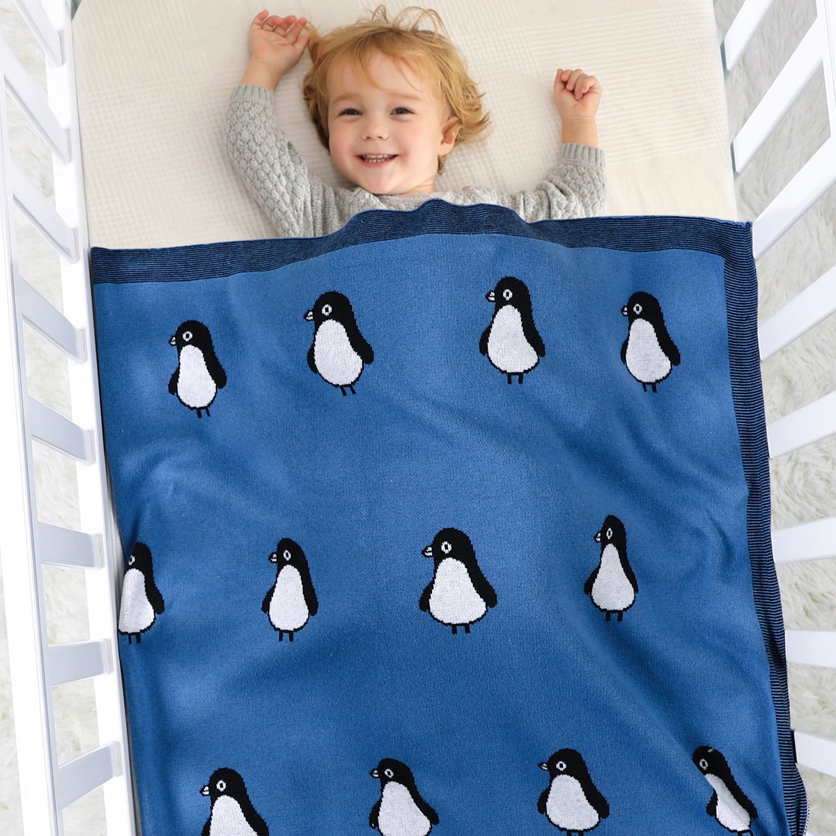 Penguin Jacquard Blanket For Babies And Toddlers Wholesale Baby Clothes