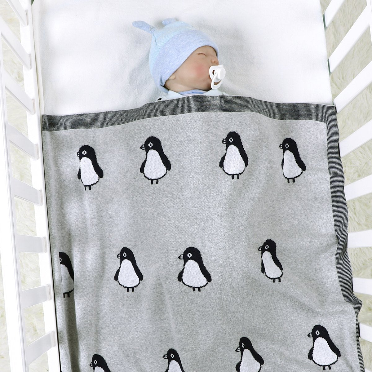 Penguin Jacquard Blanket For Babies And Toddlers Wholesale Baby Clothes