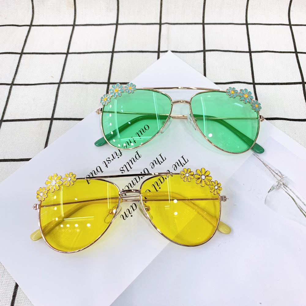 Summer Children's Fashion Sunglasses Small Daisy Flowers Glasses Accessories Wholesale