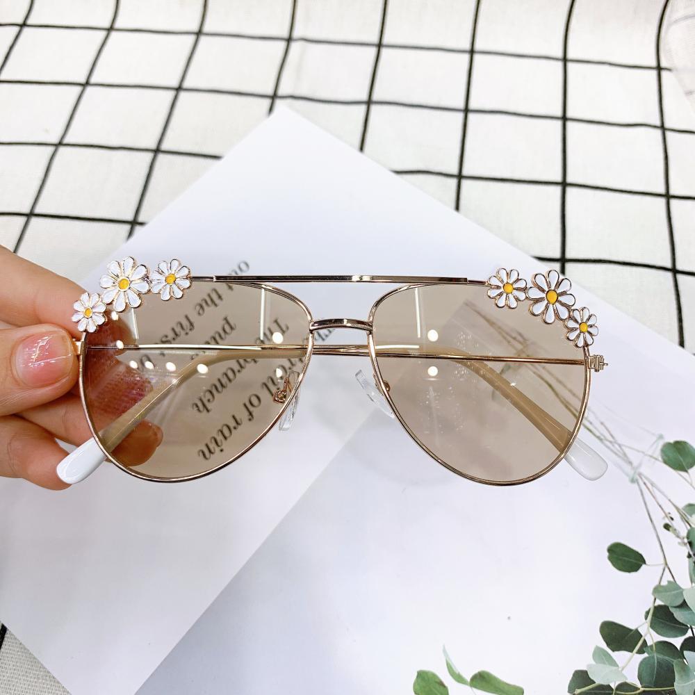 Summer Children's Fashion Sunglasses Small Daisy Flowers Glasses Accessories Wholesale