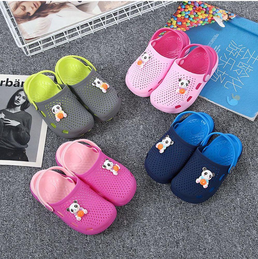 Baby's Slippers 1-6 years old Non-slip Slippers for boys and girls Baby Beach Hole shoes
