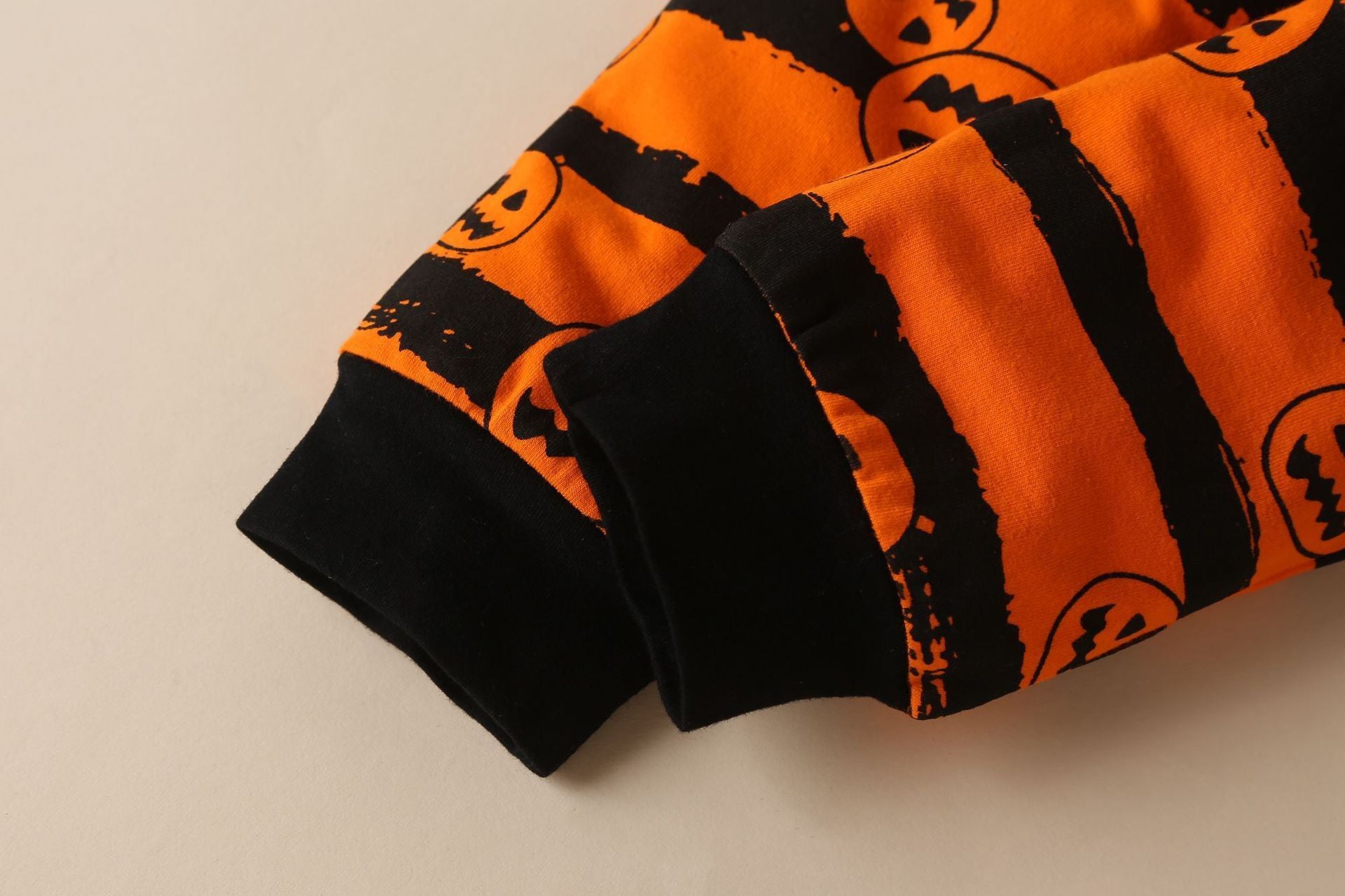 Halloween pumpkin print long sleeve romper trousers and hat 3-piece suit wholesale