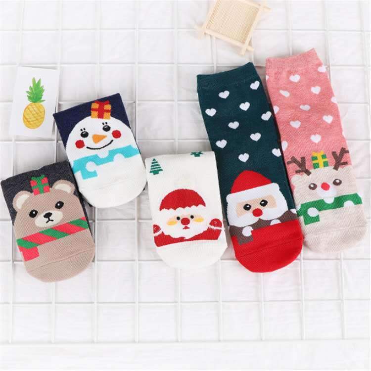 MOQ 10 pairs/2groups Christmas Heart Print Crew Socks Wholesale