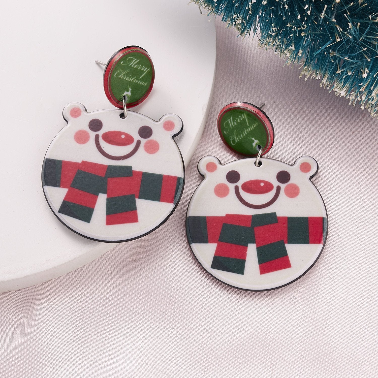 MOQ 8Pairs Christmas resin earrings wholesale