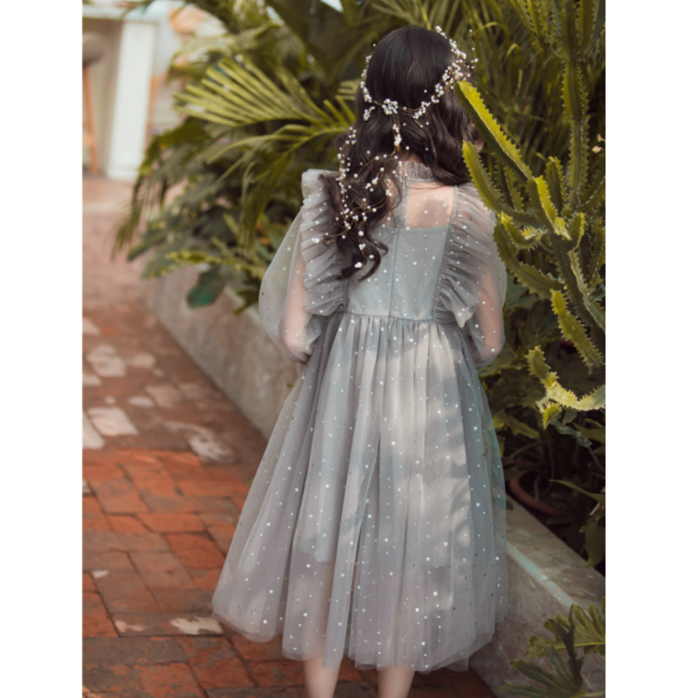 Girls Summer Girls' Solid Color Dress Long Sleeve Princess Skirt Mesh Flying Sleeve Star Skirt Girls Dress Wholesale